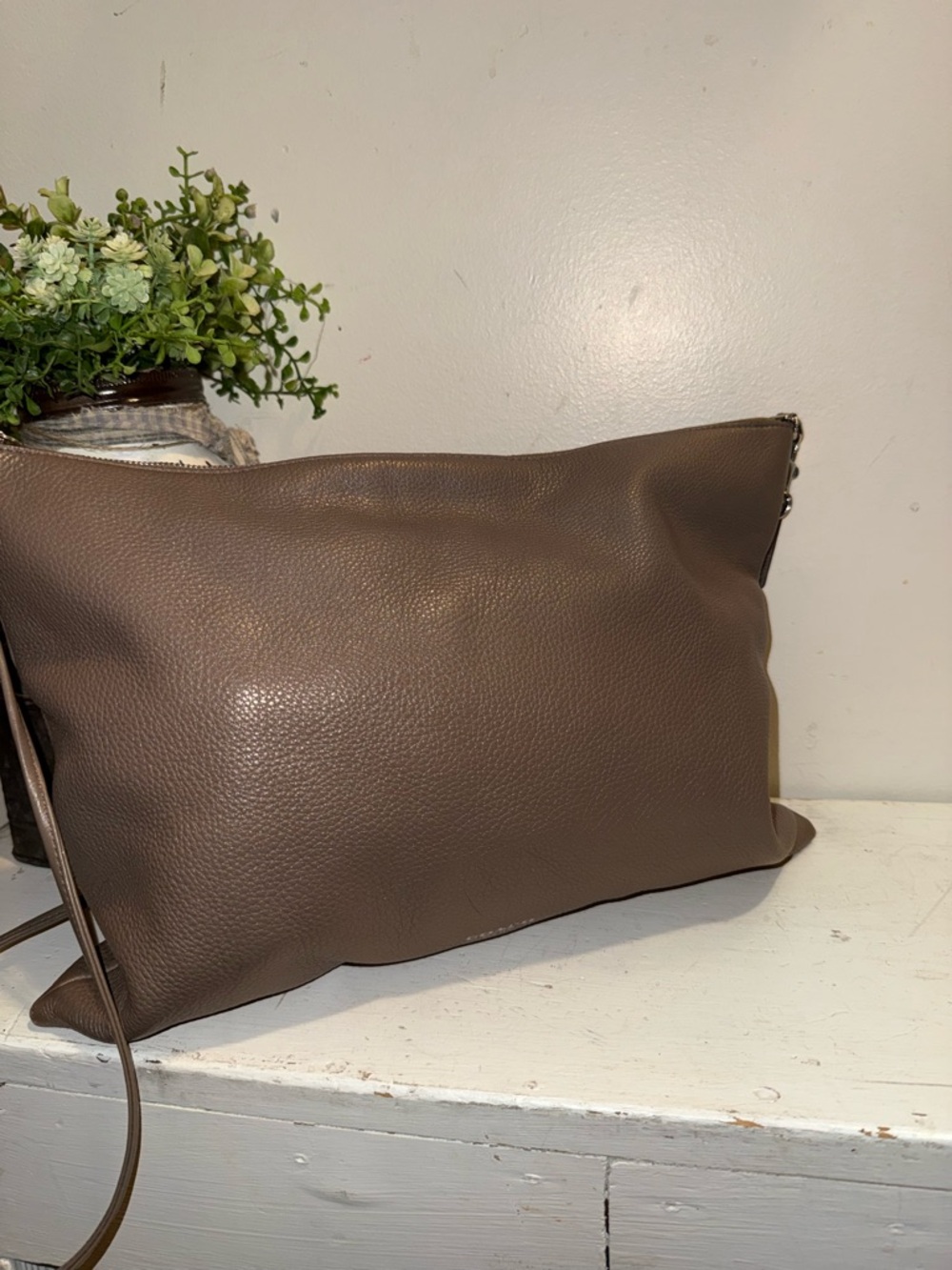 COACH BLEECKER DAILY SHOULDER BAG IN MUSHROOM GRAY LEATHER EUC - Picture 2 of 8